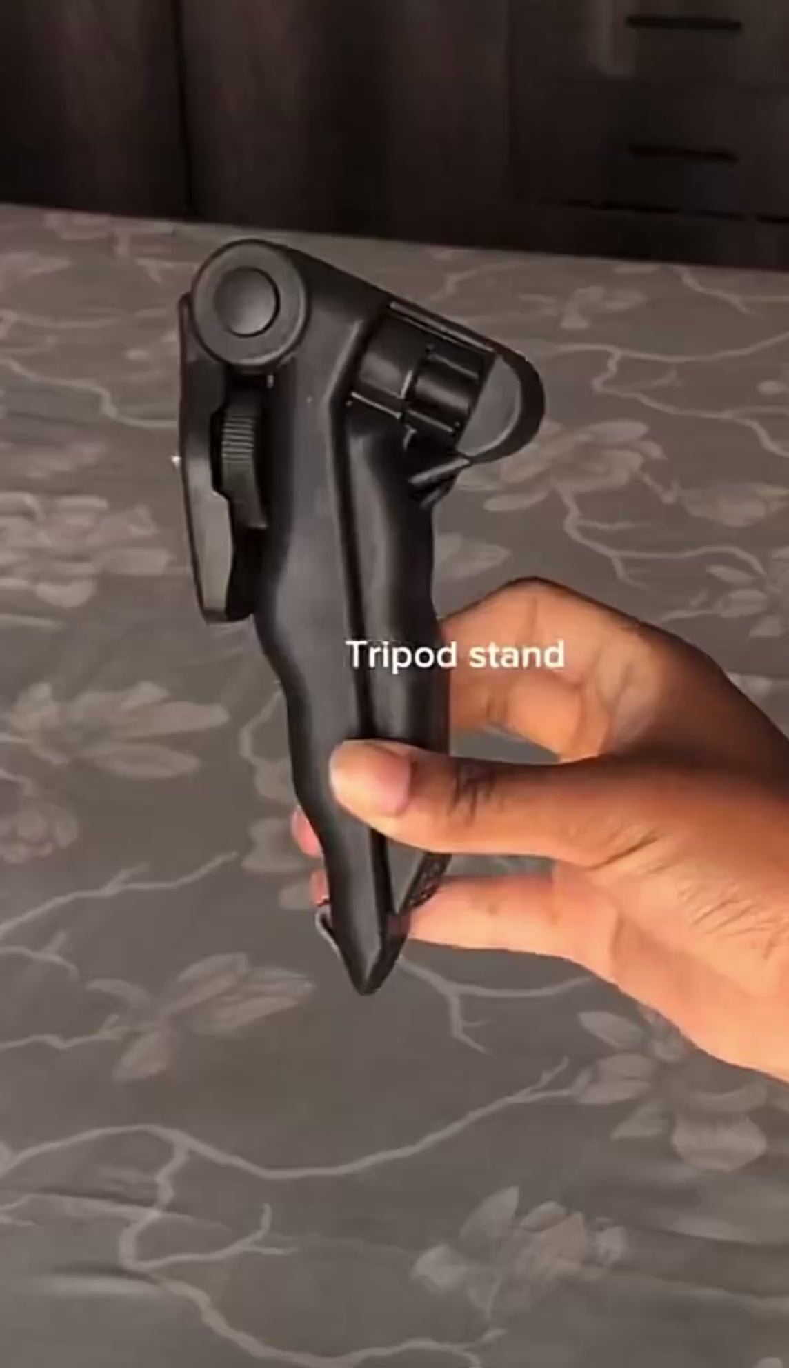 Kit Vidéo Complet avec Trépied, Lumière LED & Microphone